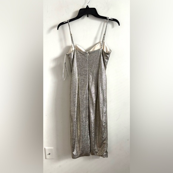 NWT Xscape Dress Women's Metallic Size 4 Ruffled Sheath Silver Wedding cocktail - Picture 5 of 8